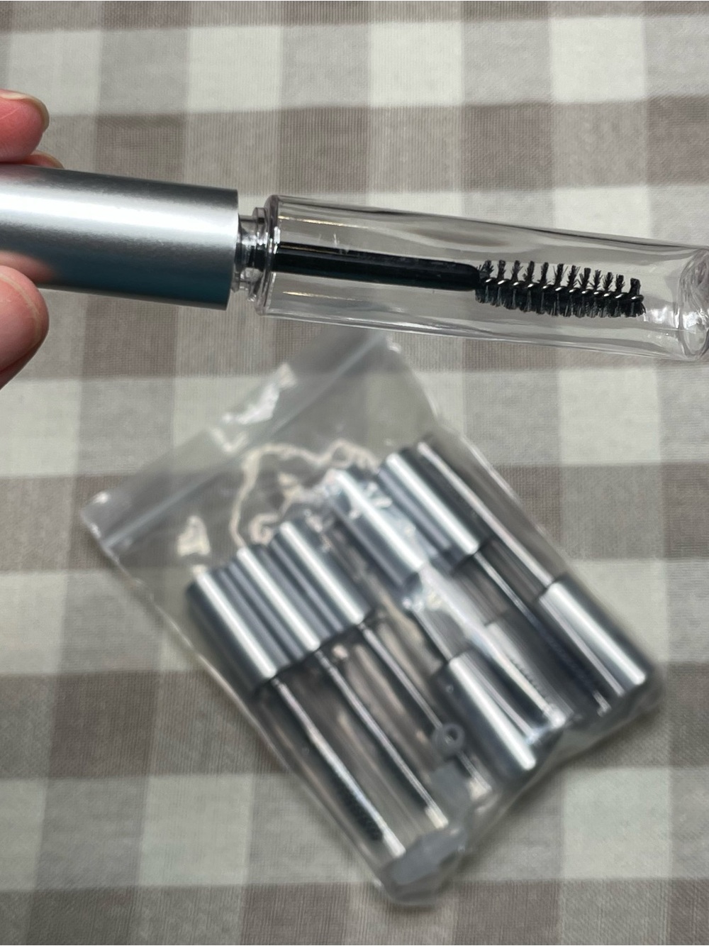 Clear Travel Mascara Tube with Silver Cap – Pack of 8